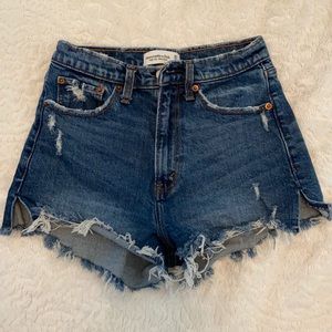 Abercrombie & Fitch High Rise Mom Shorts
